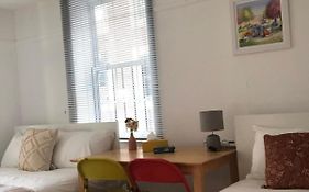 Comfy Private Bedrooms Near O2 Forum Kentish Town, Camden