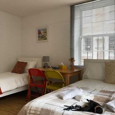Comfy Private Bedrooms Near O2 Forum Kentish Town, Camden London Exterior photo