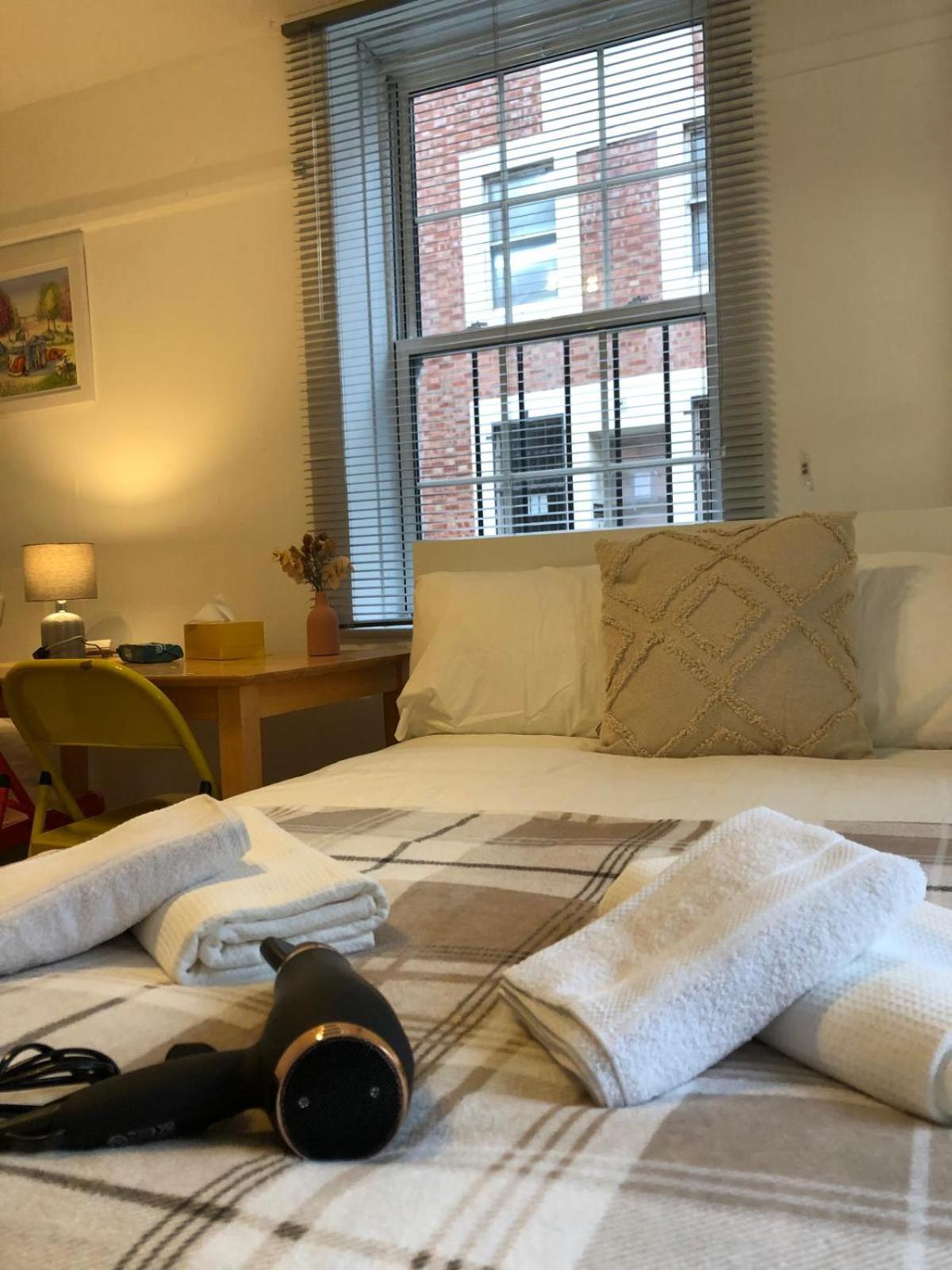 Comfy Private Bedrooms Near O2 Forum Kentish Town, Camden London Exterior photo