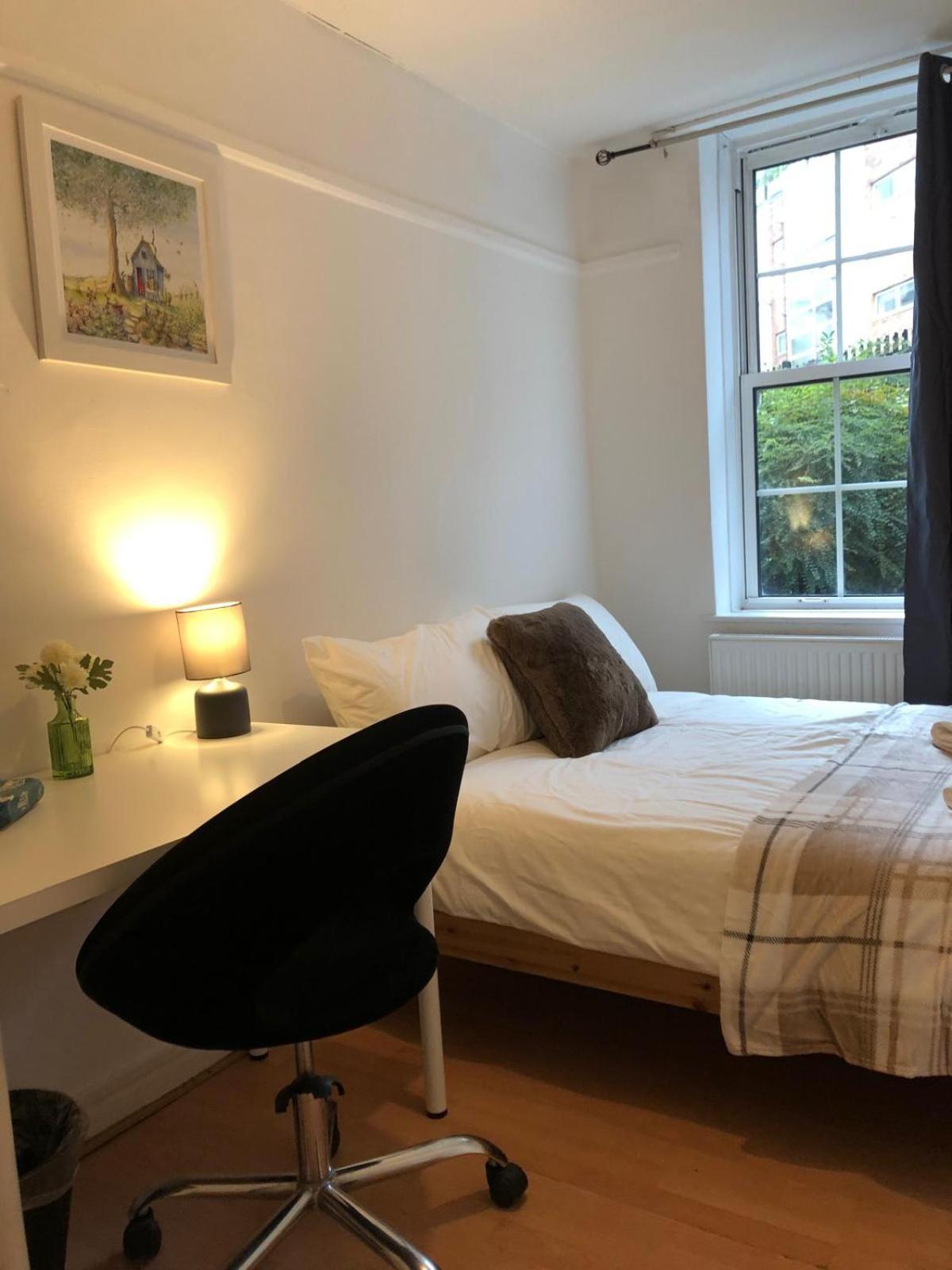 Comfy Private Bedrooms Near O2 Forum Kentish Town, Camden London Exterior photo